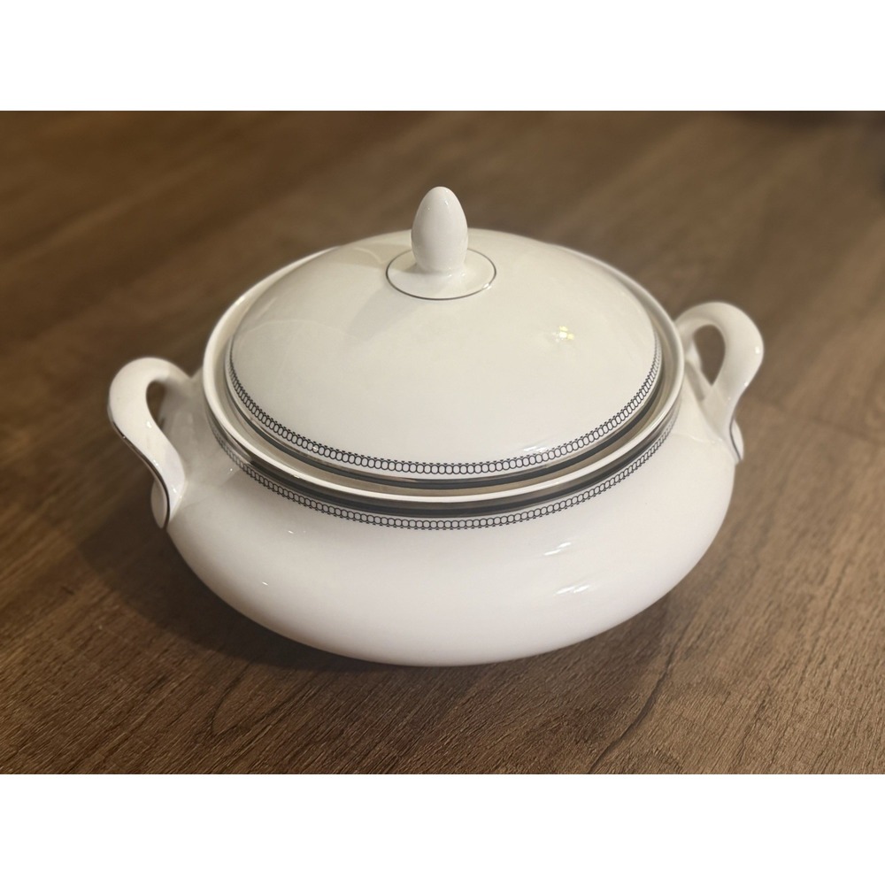 Royal Doulton Sarabande H5023 Round Covered Vegetable Tureen Bowl with Lid - UK